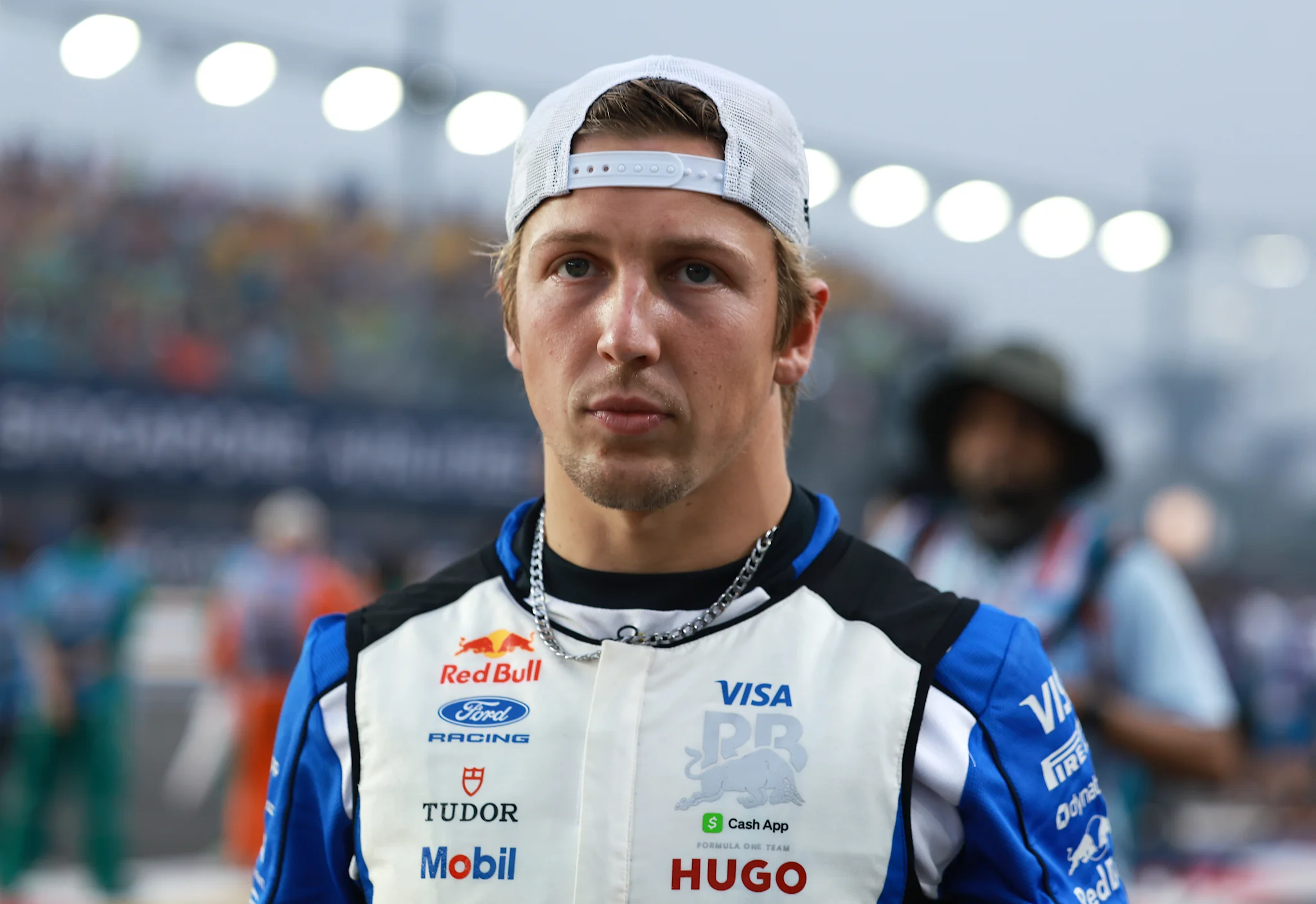 Liam Lawson avalia permanência na Racing Bulls após desempenho em Singapura