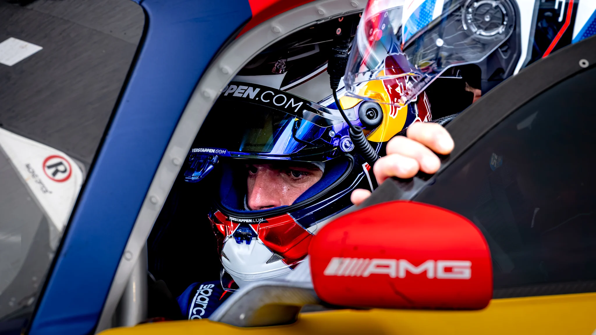 Verstappen brilha em recuperação histórica na decisão da GT World Challenge em Portimão