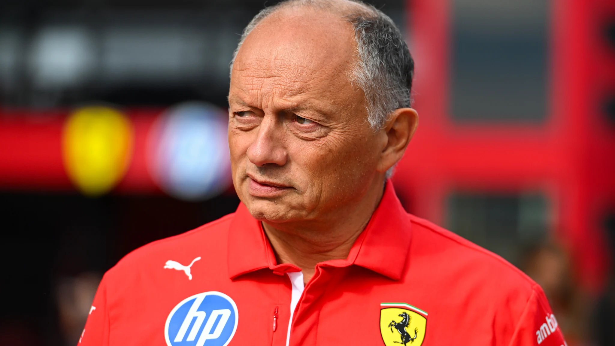 Ferrari blinda Fred Vasseur contra rumores sobre o comando da equipe