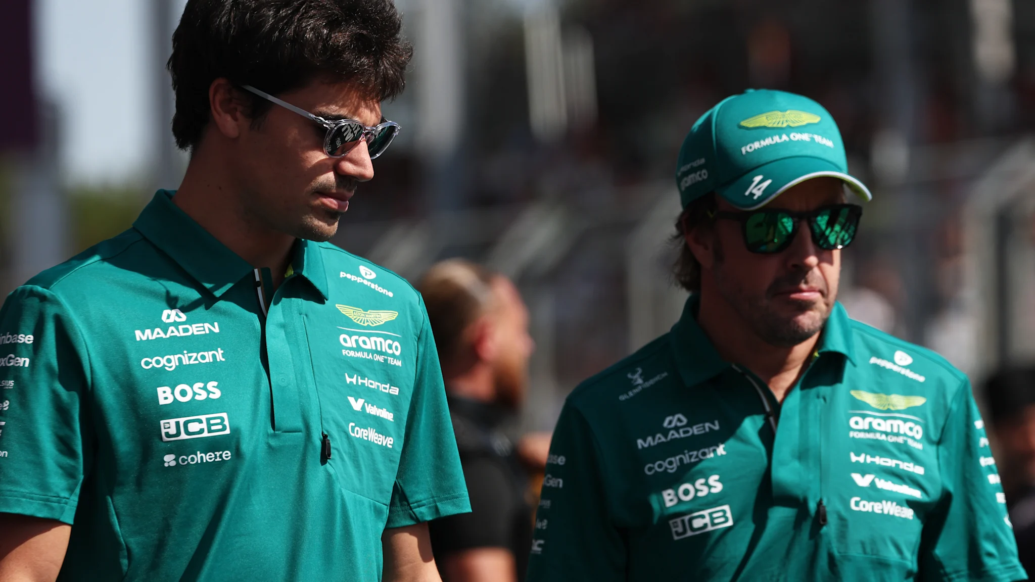 Aston Martin mantém Fernando Alonso e Lance Stroll para a temporada de 2027