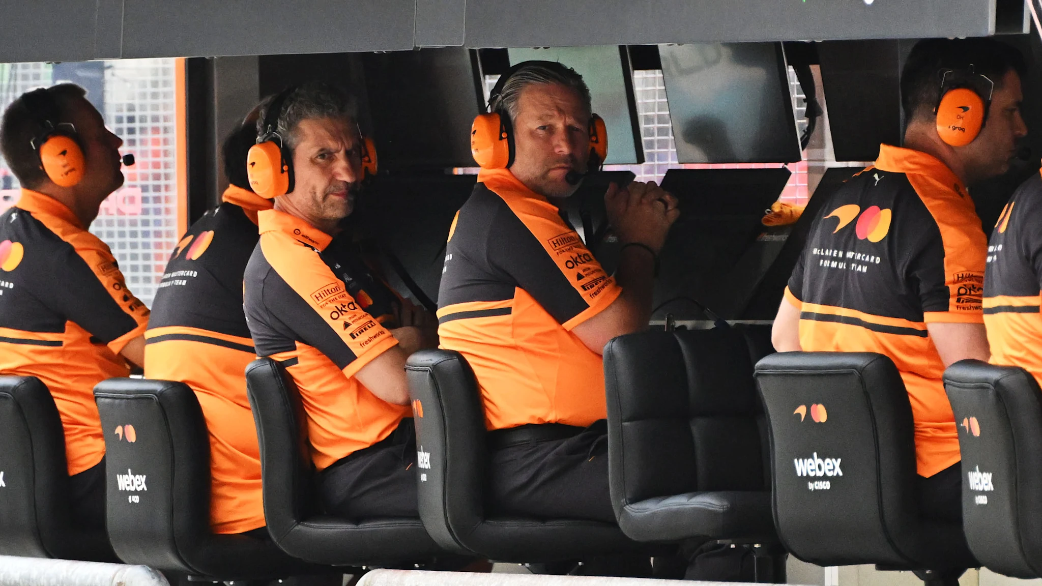 Erro estratégico na escolha de pneus custa caro para a Mclaren no GP de Sepang​‌​