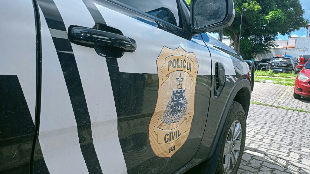 Polícia prende homem de 55 anos em Cruz das Almas para cumprir pena de 32 anos por estupros de 2012 Polícia prende homem de 55 anos em Cruz das Almas para cumprir pena de 32 anos por estupros de 2012