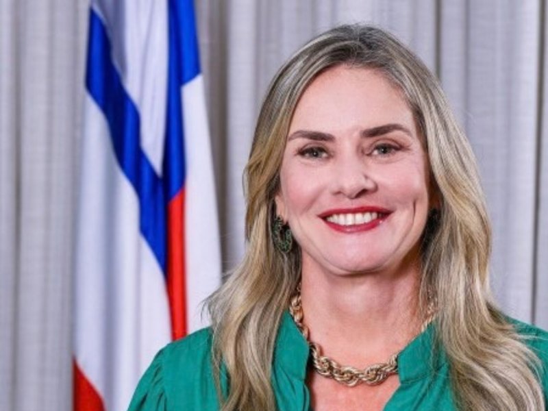 Bancada do PSD oficializa apoio à reeleição de Ivana Bastos na presidência da Alba