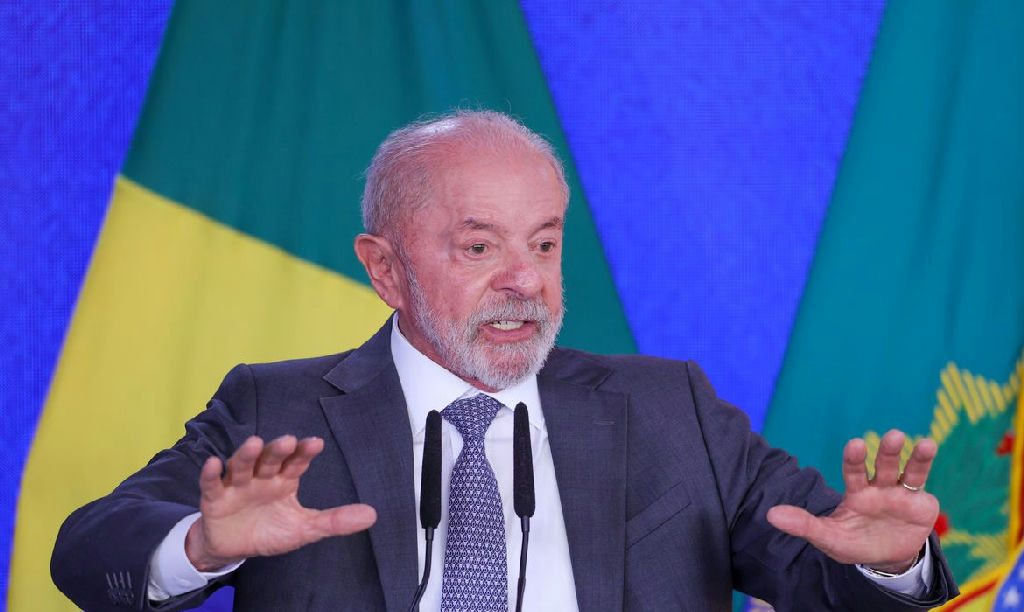 Proposta de Lula para 16 anos em crimes hediondos repercute na Região dos Lagos.