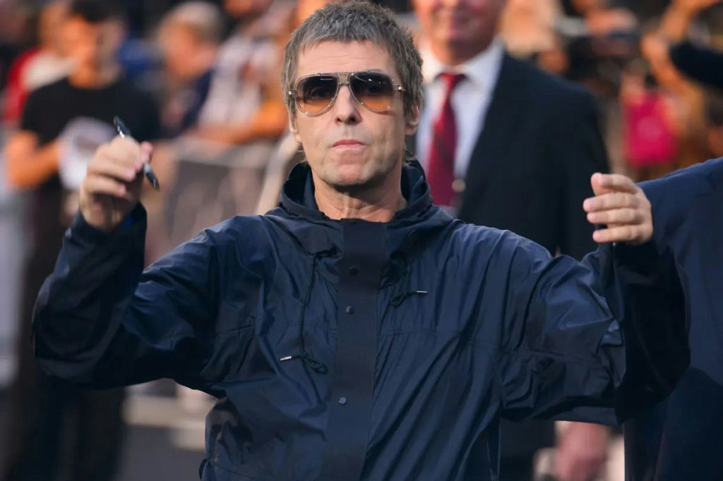 Liam Gallagher claims inside knowledge on Manchester City punishment for financial breaches​‌​