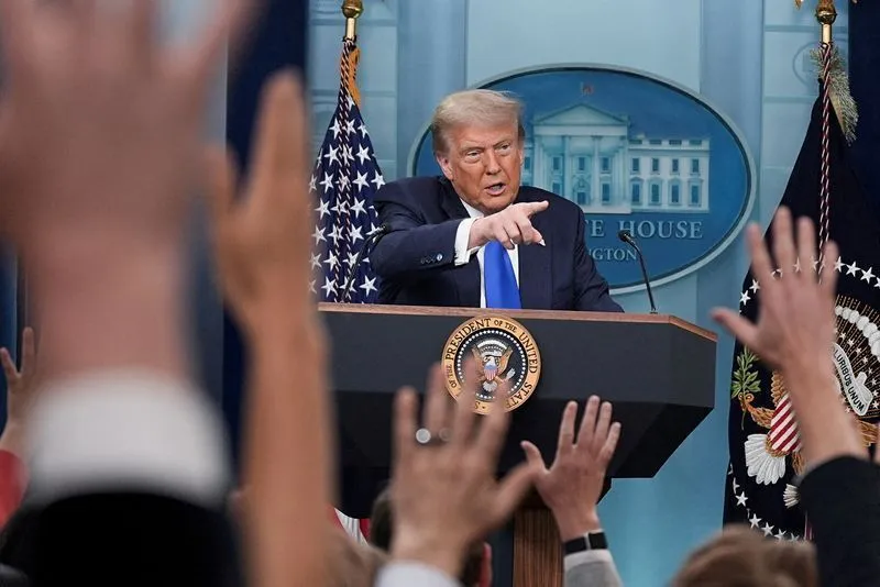 Imprensa dos EUA luta na Justiça para garantir acesso à Casa Branca e evitar novo veto de Trump Imprensa dos EUA luta na Justiça para garantir acesso à Casa Branca e evitar novo veto de Trump