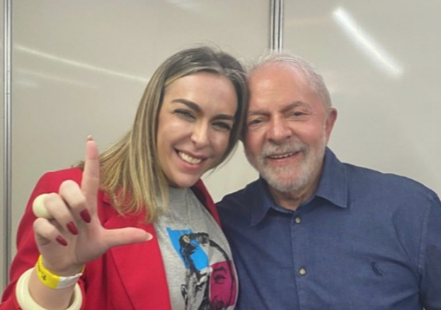 Lula foi avisado sobre lobista antes de negar conhecimento em entrevista Lula foi avisado sobre lobista antes de negar conhecimento em entrevista