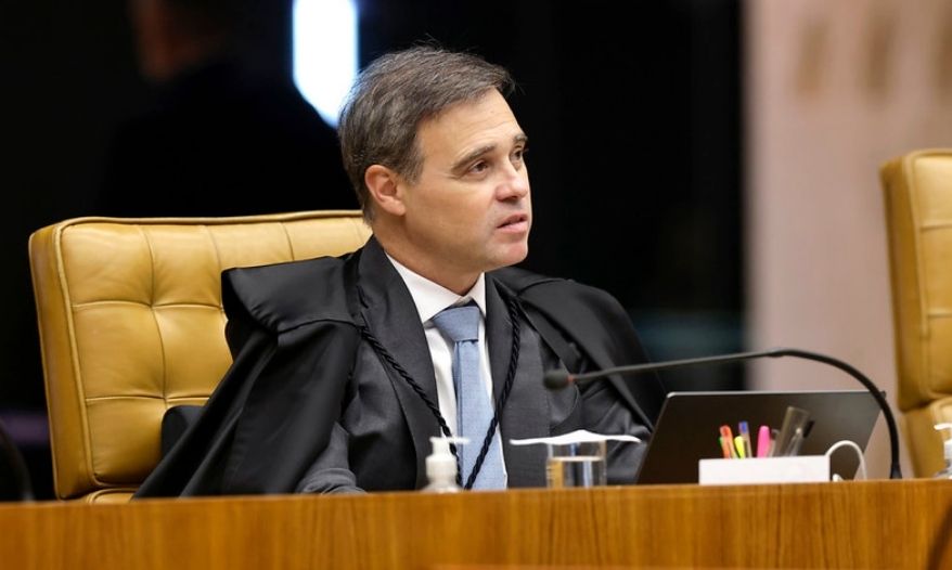 Fachin devolve investigação de fraudes no INSS a André Mendonça