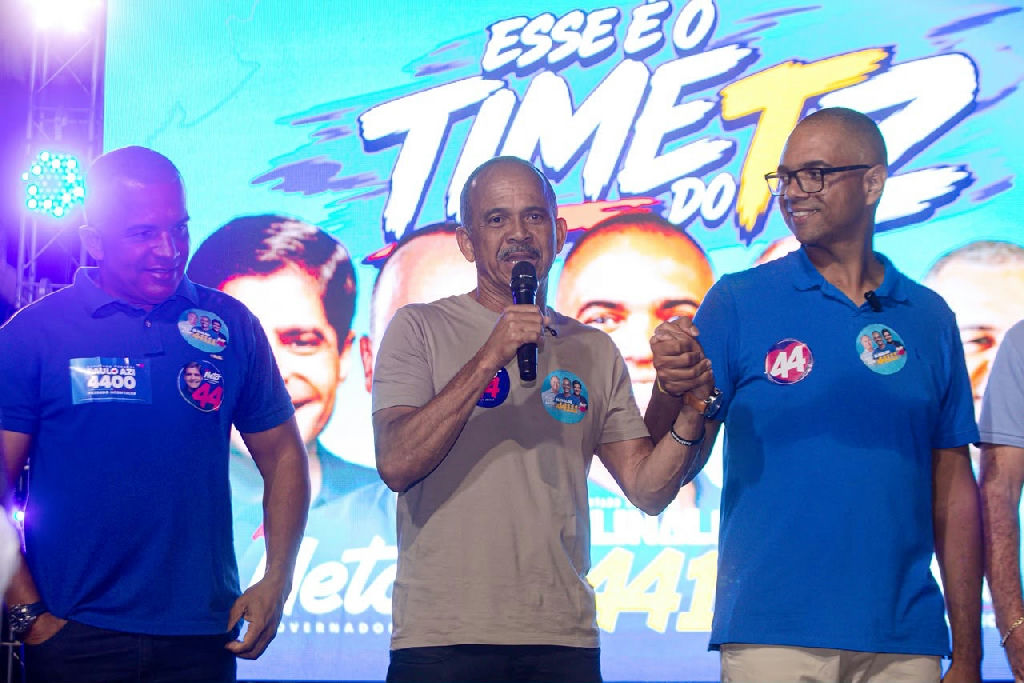 Elinaldo reforça palanque em Mata de São João com apoio de lideranças locais Elinaldo reforça palanque em Mata de São João com apoio de lideranças locais