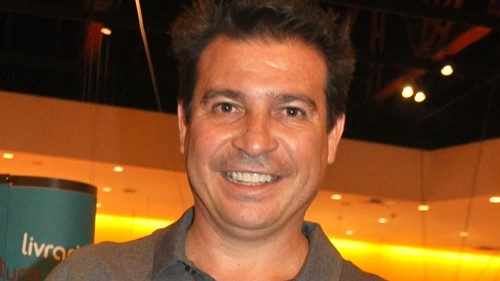 Polícia investiga ex-jogador Luizão após denúncia de agressão em Maresias Polícia investiga ex-jogador Luizão após denúncia de agressão em Maresias