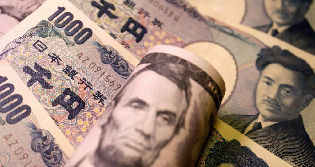 Iene perde força no 'carry trade' e investidores buscam novas moedas Iene perde força no 'carry trade' e investidores buscam novas moedas