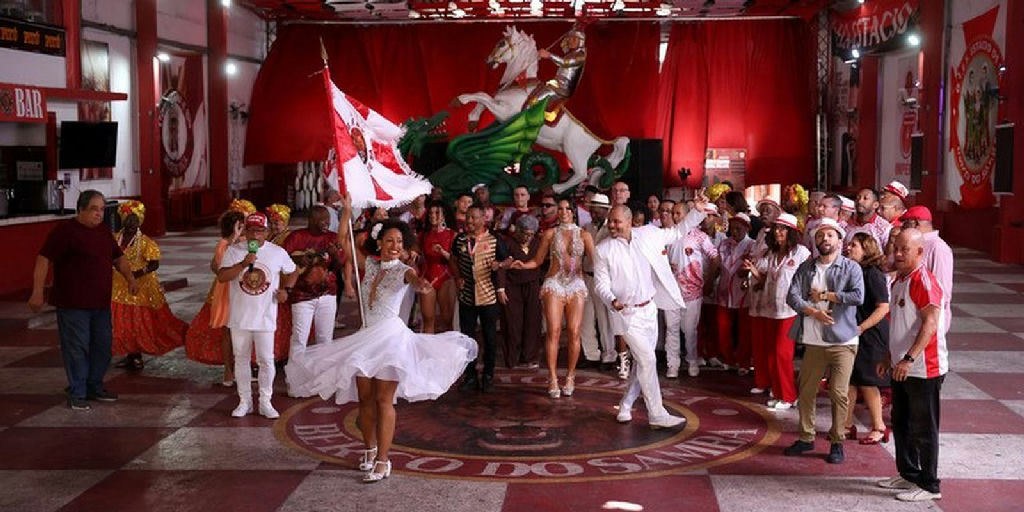 Rádio Nacional e Estácio de Sá celebram 90 anos com clipe de samba-enredo Rádio Nacional e Estácio de Sá celebram 90 anos com clipe de samba-enredo