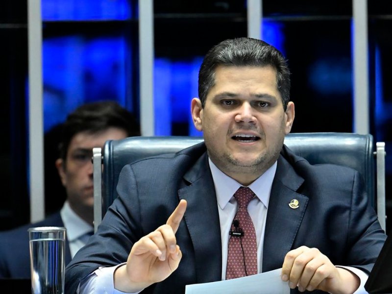 Micareta de Feira veta músicas, coreografias, homofobia e apologia às drogas contra mulheres