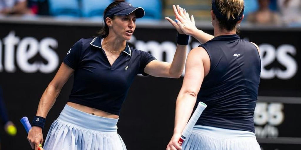 Luisa Stefani estreia com vitória dominante e avança no US Open Luisa Stefani estreia com vitória dominante e avança no US Open