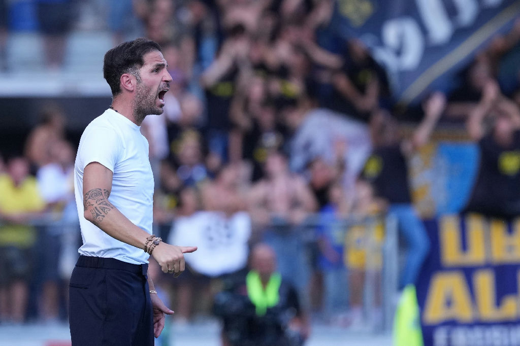 Cesc Fabregas holds reported release clause for future managerial roles​‌​