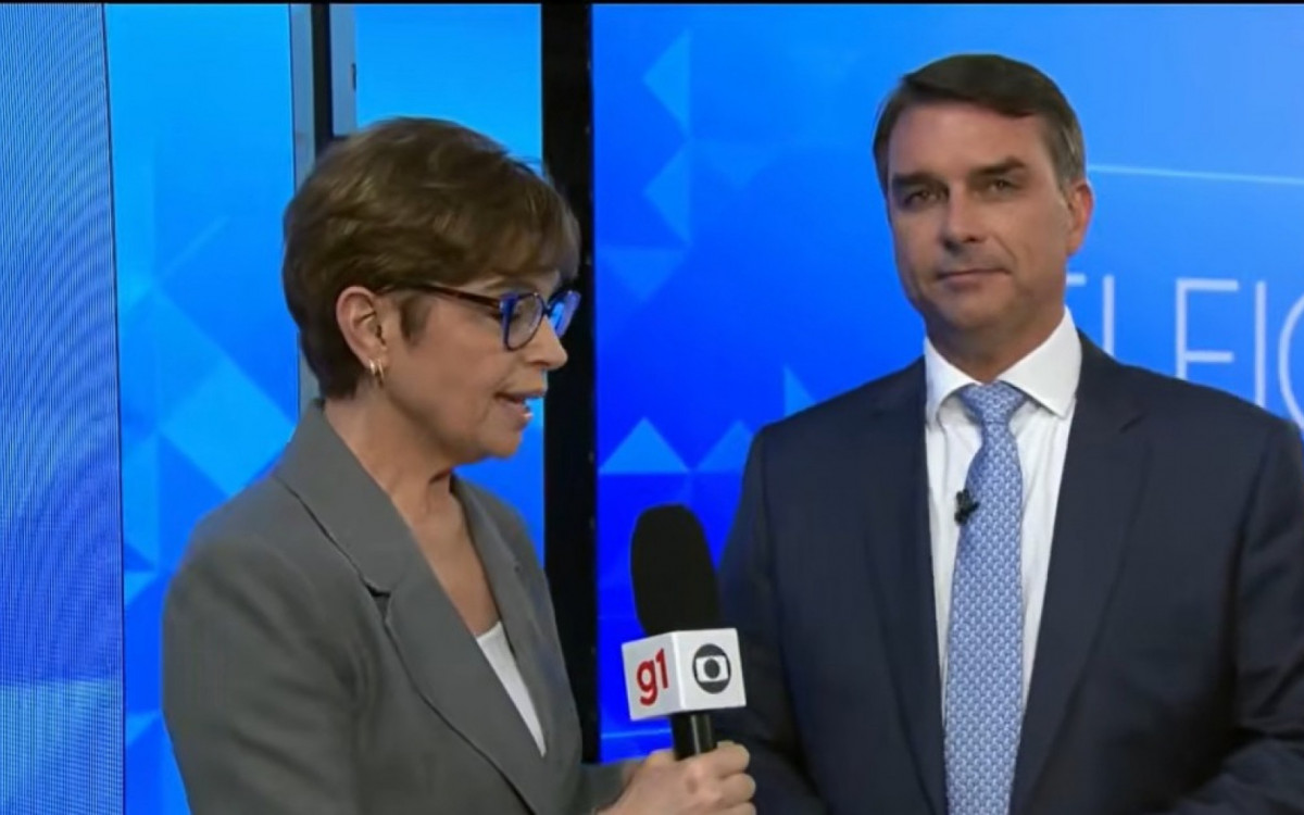Flávio Bolsonaro destaca debate com Lula como 'saudável' antes do segundo turno Flávio Bolsonaro destaca debate com Lula como 'saudável' antes do segundo turno